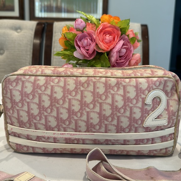 Authentic Dior trotter crossbody with authenticity card - Picture 4 of 16